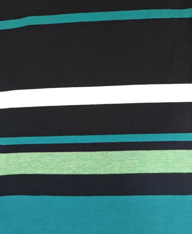 Texturas naturais confortáveis e respiráveis Tecido de material flexível com listras para camisa de polo