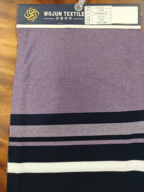 Texturas naturais confortáveis e respiráveis Tecido de material flexível com listras para camisa de polo