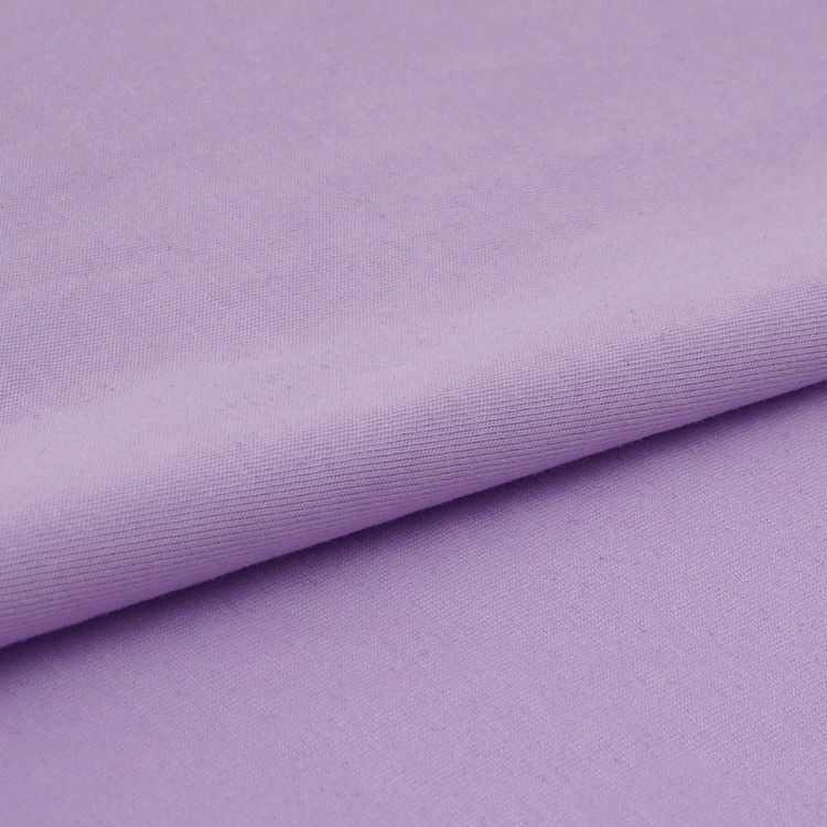 Tecido de camiseta de algodão suave e amigável para a pele e simples e generoso