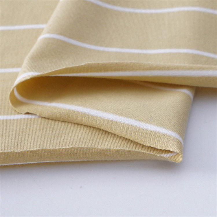 Tecido de material natural, fácil de cuidar e confortável, simples e listrado, para uso casual