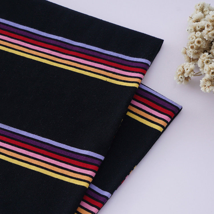 Amigável para a pele e suave de alta cor resistência textura clara tecido de malha a riscas para camisa de polo