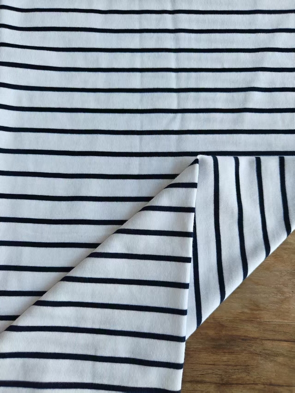 Tecido listrado respirável e confortável, não desbota fácil, para camiseta