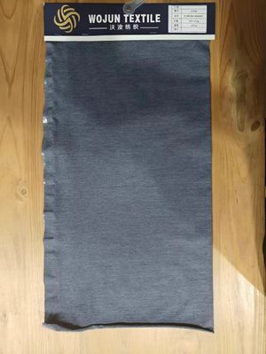 Bom preço. Tecido de material de alta qualidade, confortável e respirável, de riscas, para camisa de polo. on-line