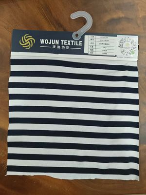 Bom preço. Tecido de material durável e lisos, suave e amigável para a pele, para uso casual on-line