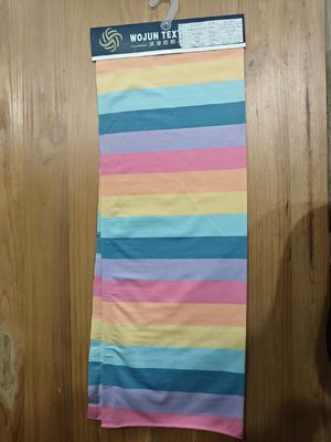 Bom preço. Tecido de material elástico natural, respirável e durável para camiseta on-line