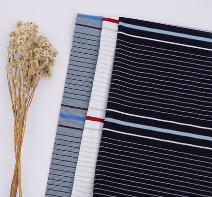 Tecido de material estriado simples, bonito, durável, elegante e amigável para a pele para camiseta