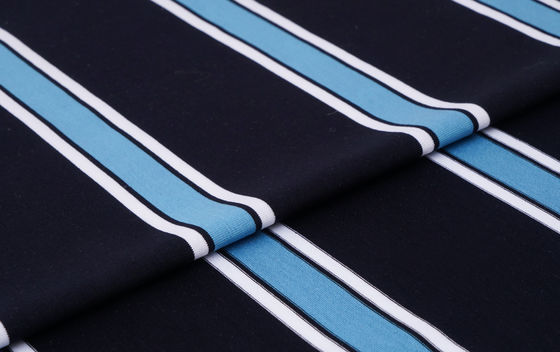 Bom preço. Tecido de tricô com listras higroscópicas confortáveis e saudáveis para a pele on-line
