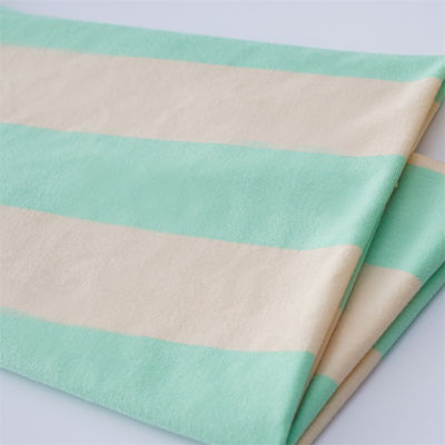 Bom preço. Tecido de material com raias confortável e respirável, amigável para a pele, para uso casual on-line