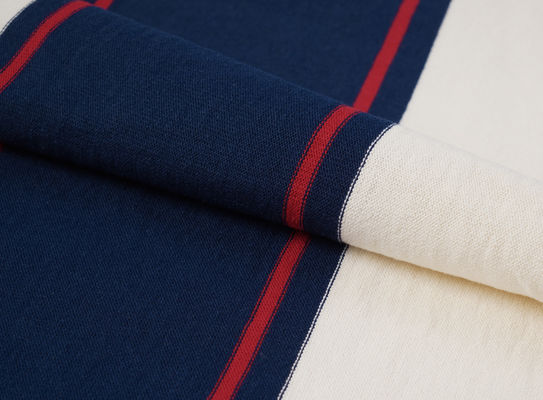Tecido de tricô natural de alta resistência às rugas e cor firme versão nítida de tecido de tricô listrado para camisa de polo