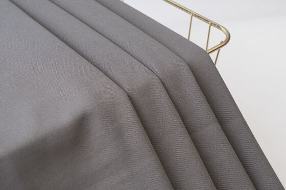 Bom preço. O tecido de tricô sólido U-Touch de 230 gramas: estética limpa para capuzes on-line